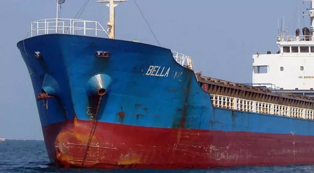 Một tàu chở dầu bị tấn công ở vùng biển ngoài khơi Syria - Ảnh 1.