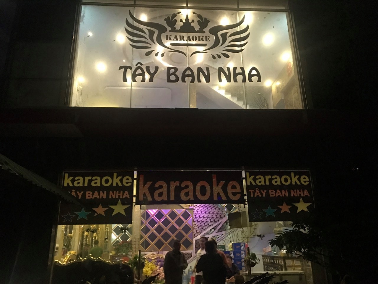 Tiền Giang: Tiếp tục phát hiện nhiều đối tượng sử dụng chất ma túy trong quán karaoke - Ảnh 1.