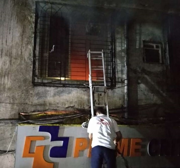 Hỏa hoạn tại một bệnh viện ở Ấn Độ khiến ít nhất 4 người thiệt mạng - Ảnh 1.