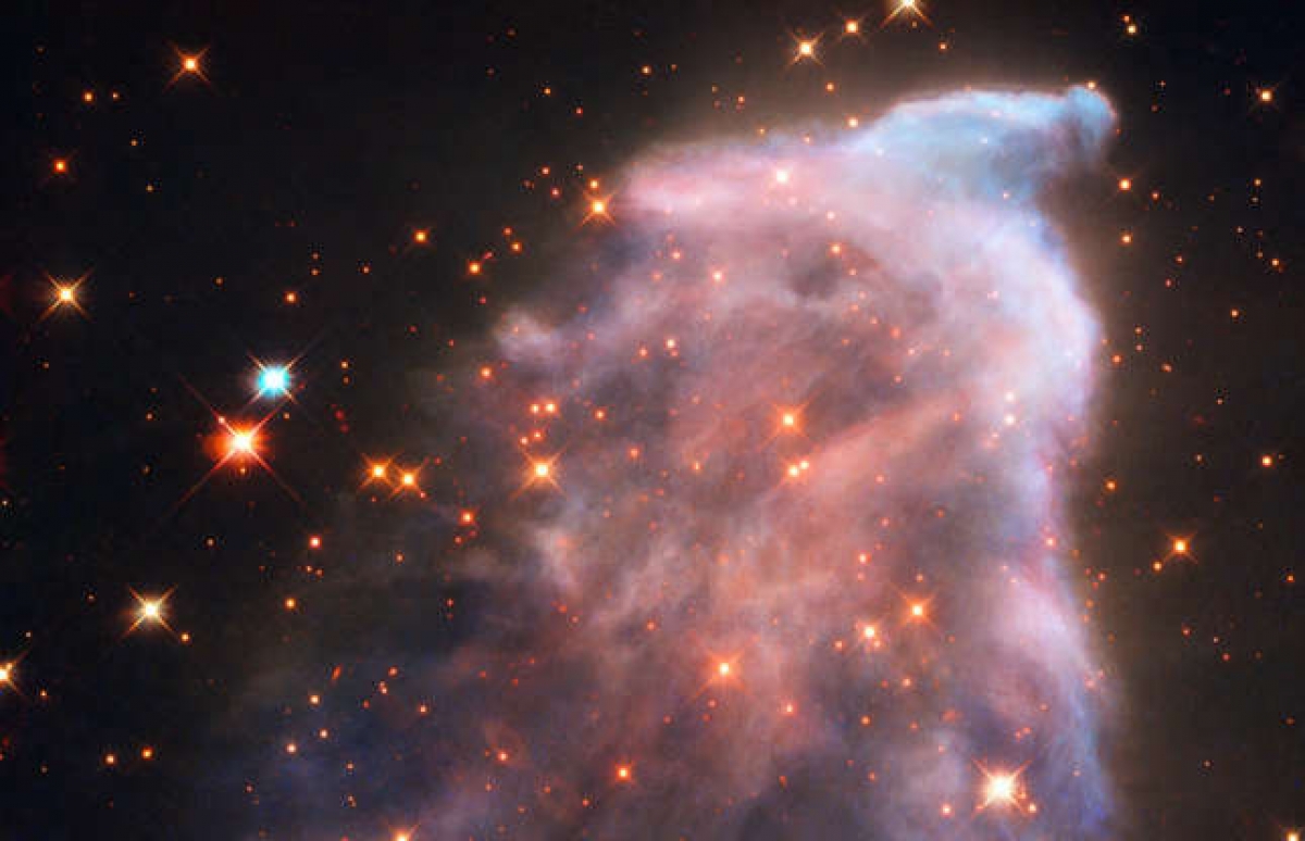 Chiêm ngưỡng những hình ảnh ấn tượng của vũ trụ được NASA ghi lại - Ảnh 12.