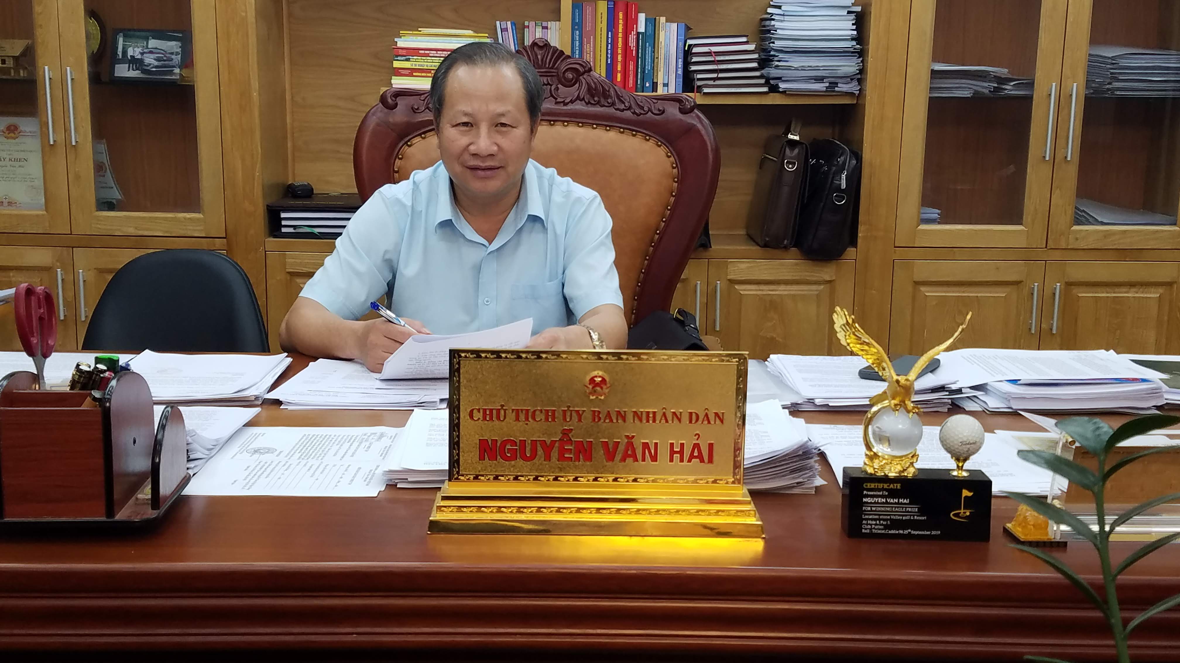 Chủ tịch UBND huyện Lạc Thủy Nguyễn Văn Hải, “ Huyện phấn đấu sớm đạt chuẩn nông thôn mới để phát triển kinh tế - xã hội toàn diện, bền vững, vươn lên tầm cao mới”.jpg