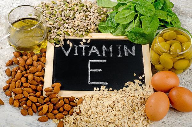Vai trò quan trọng của vitamin E đối với sức khỏe, sắc đẹp - Ảnh 1.