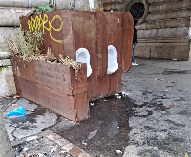 Thành phố Paris hoa lệ ngập trong rác thải - Ảnh 3.