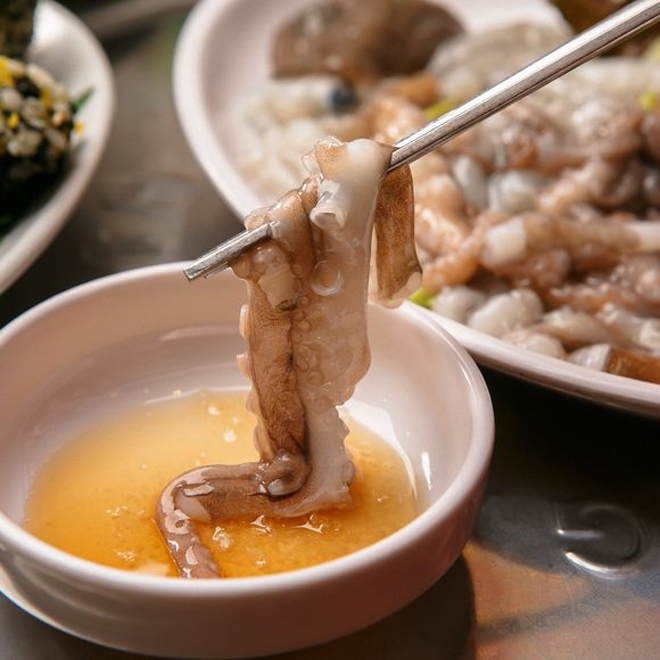 6 món ăn kỳ lạ mà ít người dám thử ở Hàn Quốc - Ảnh 3.