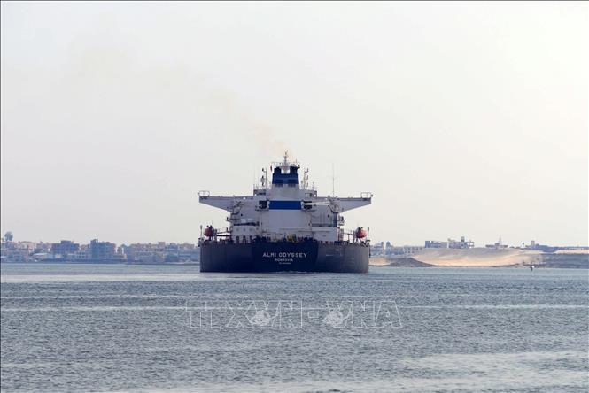 Ai Cập khẳng định an toàn hàng hải dọc kênh đào Suez - Ảnh 1.