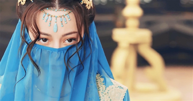 Địch Lệ Nhiệt Ba đẹp kinh diễm trong phim cổ trang mới - Ảnh 2.