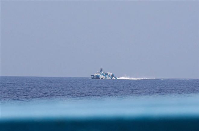 Philippines điều tra vụ tàu Trung Quốc ‘rượt đuổi’ phóng viên - Ảnh 1.