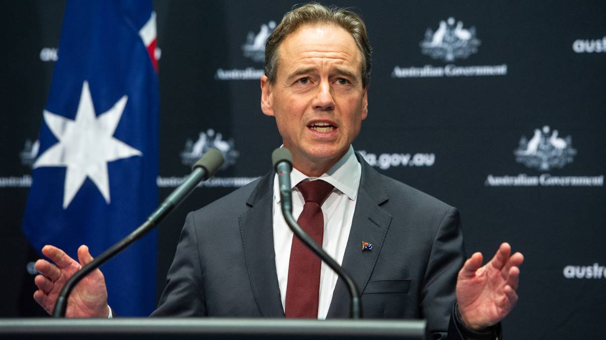 Bộ trưởng Y tế Australia Greg Hunt cho biết sẽ phạt nặng những công dân vi phạm lệnh cấm nhập cảnh. Ảnh Canberra Times.jpg