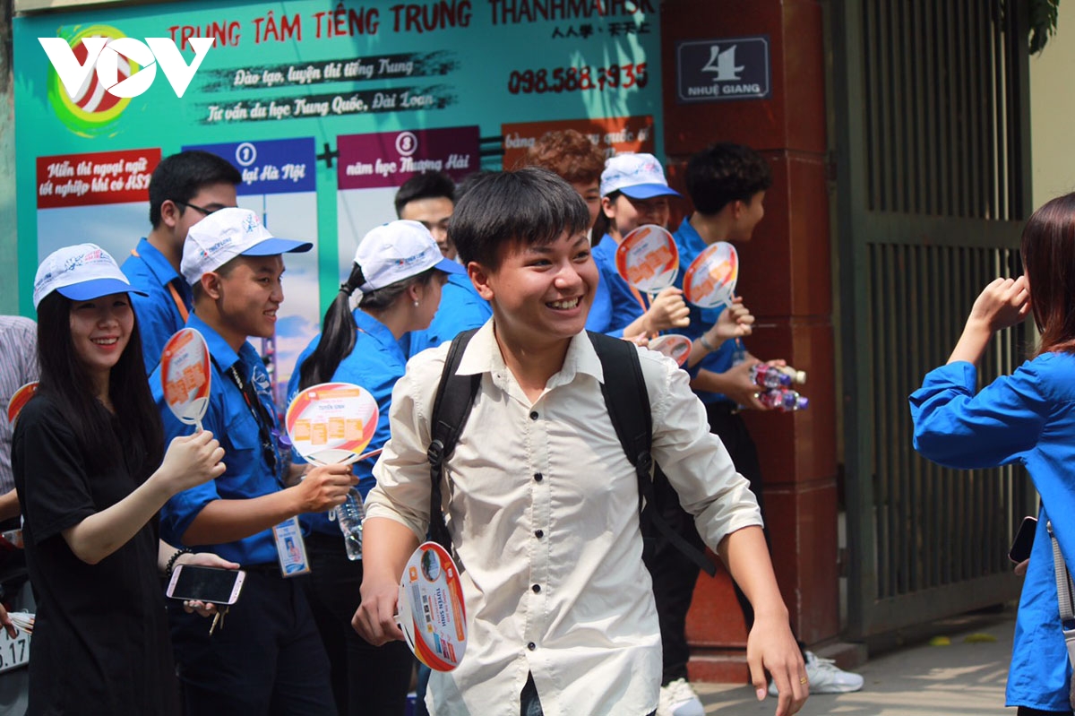 Học sinh Hà Nội nghỉ hè từ ngày 15/5 - Ảnh 1.