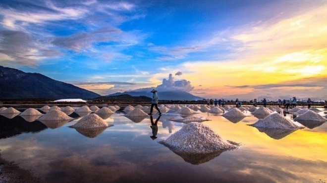Cảnh sắc trắng xóa ngỡ trời Âu hóa ra là điểm đến tuyệt đẹp ở Ninh Thuận - Ảnh 8.