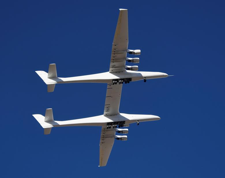 Máy bay lớn nhất thế giới trở lại bầu trời sau 2 năm 'ở ẩn' - Ảnh 7.