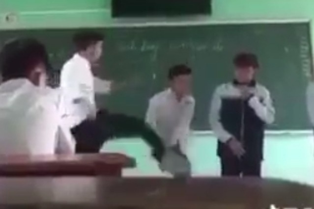 Bắc Giang: Thầy giáo đánh học sinh vì không chấp hành nội quy - Ảnh 1.
