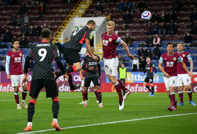 Kết quả Burnley 0-3 Liverpool: The Kop chính thức trở lại Top 4 - Ảnh 2.