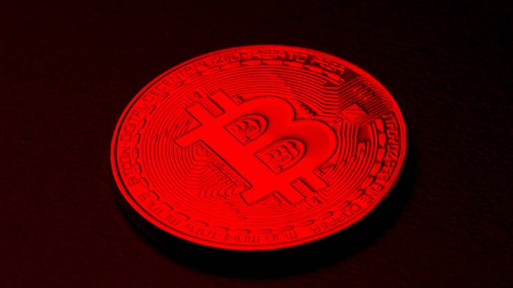 Đà bán tháo tiếp diễn, bitcoin lao nhanh về mốc 33.000 USD - Ảnh 1.