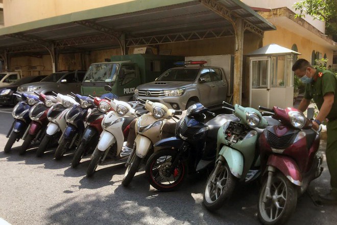 Hà Nội: Tìm chủ nhân hàng loạt xe máy bị trộm cắp - Ảnh 1.