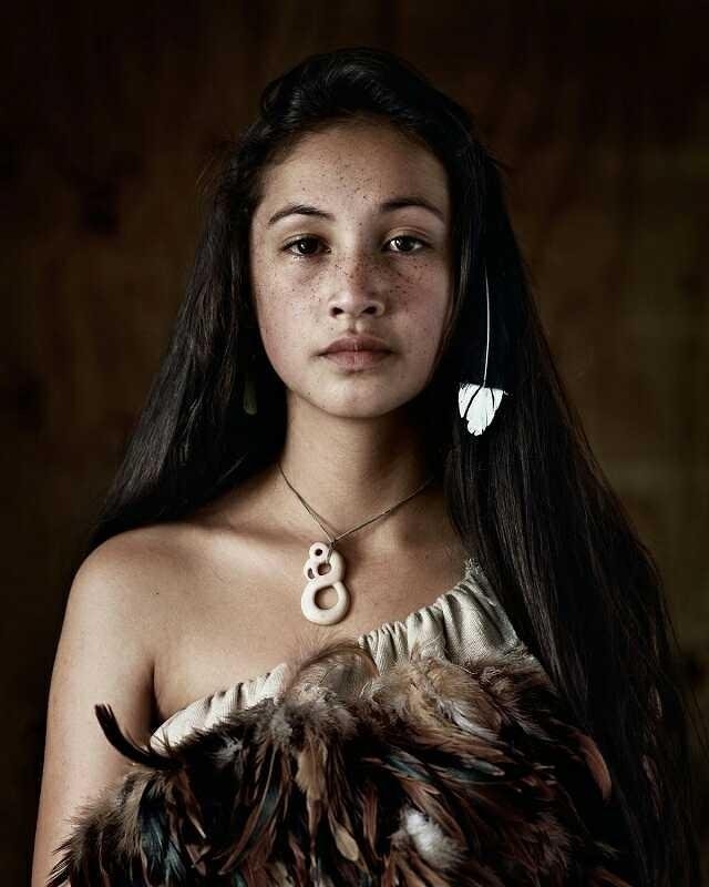 Những bộ tộc sở hữu nhiều mỹ nữ nhất thế giới - Ảnh 2.