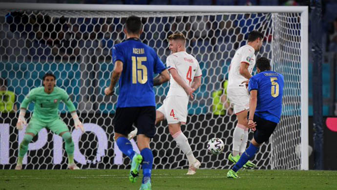 Kết quả Italia 3-0 Thụy Sỹ: Italia là đội đầu tiên lọt vào vòng 1/8 - Ảnh 1.