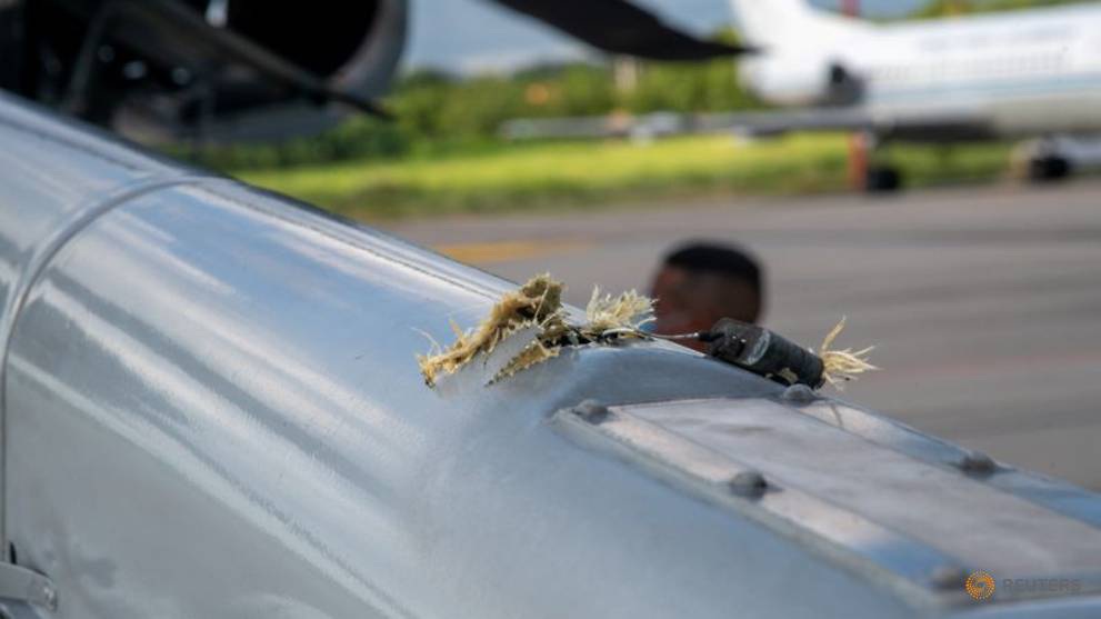 Tấn công nhằm vào trực thăng chở Tổng thống Colombia  - Ảnh 1.