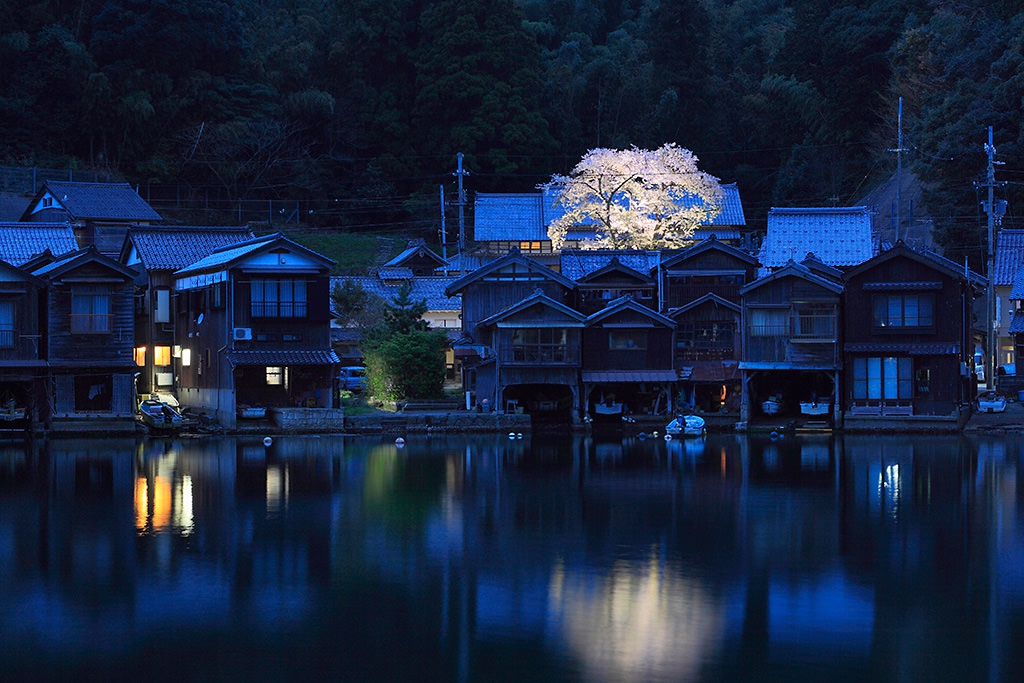 Ngôi làng nhà thuyền yên bình ở Nhật Bản - Ảnh 3.