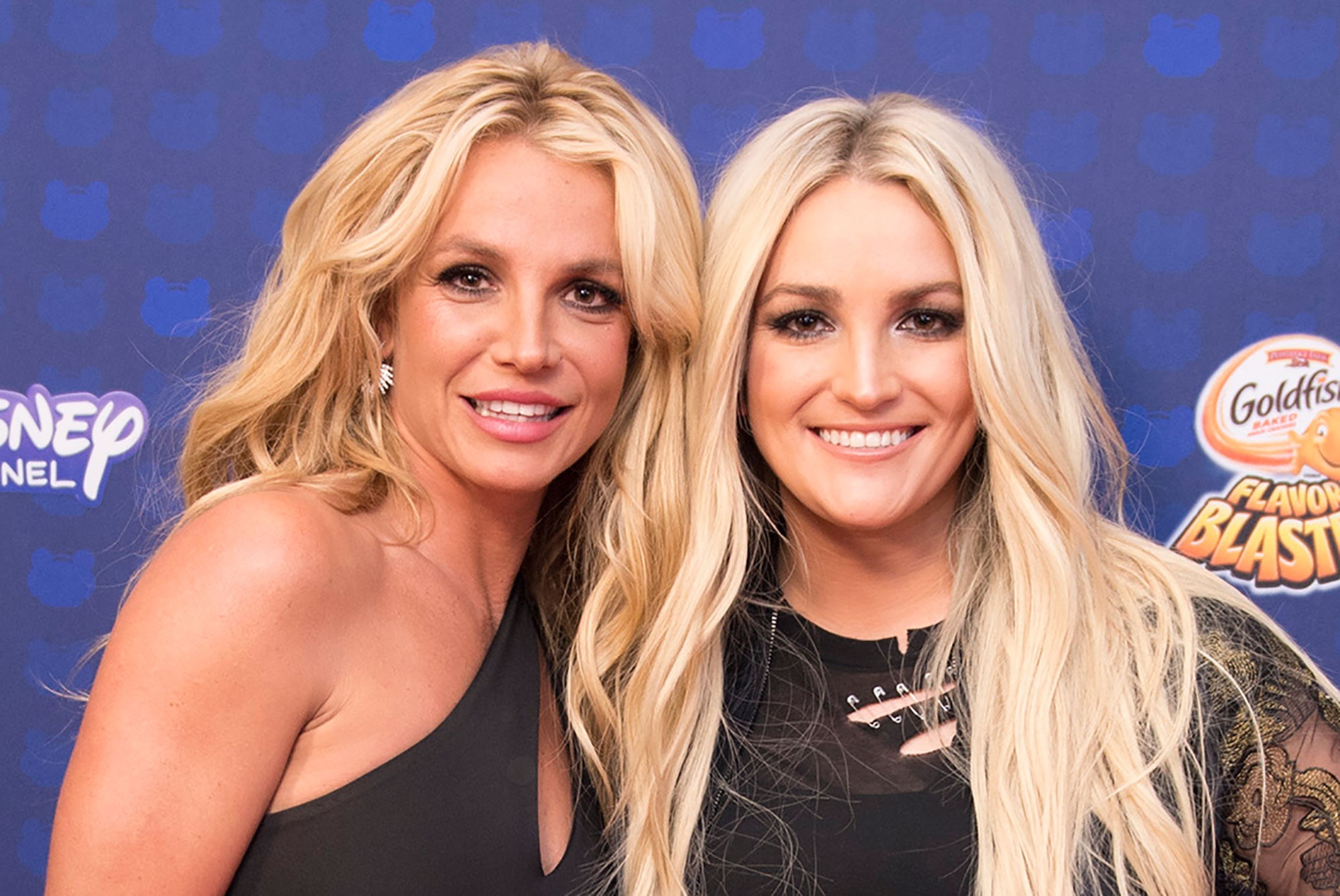 Em gái lên tiếng về lời khai chấn động của Britney Spears - Ảnh 1.