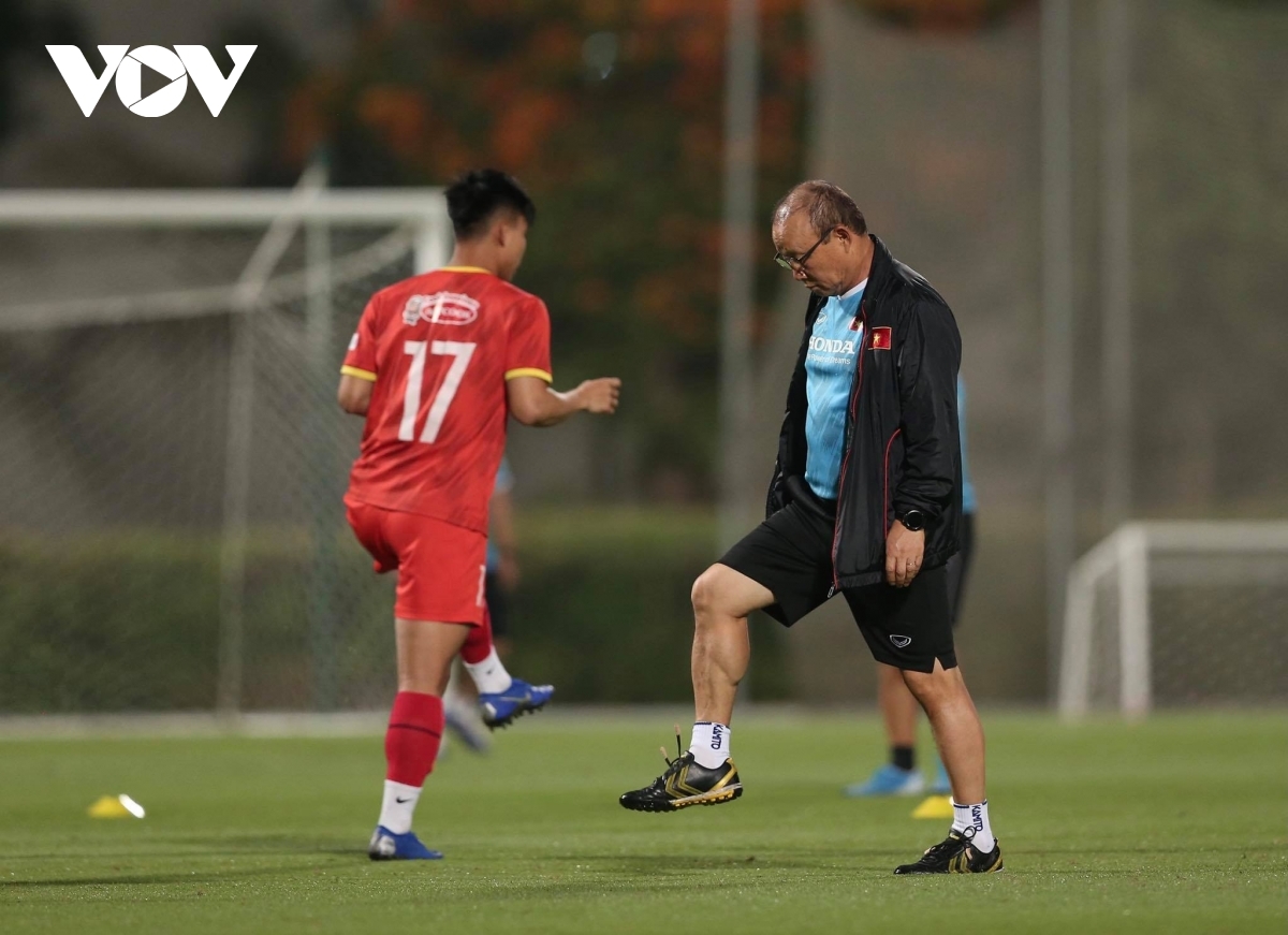 'Đè bẹp' Indonesia 4-0, ĐT Việt Nam ca khúc khải hoàn đầu tiên trên đất UAE - Ảnh 3.
