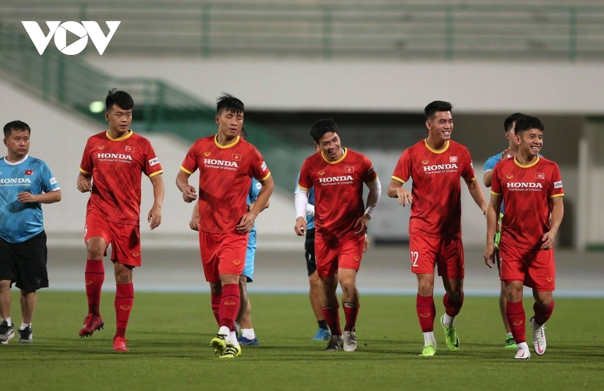 'Đè bẹp' Indonesia 4-0, ĐT Việt Nam ca khúc khải hoàn đầu tiên trên đất UAE - Ảnh 1.
