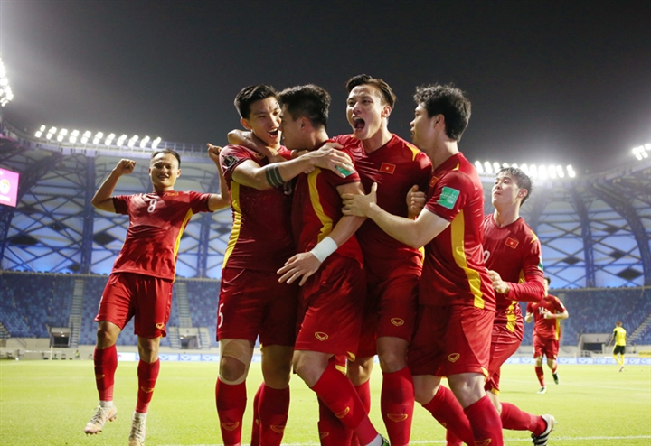 Tuyển Việt Nam sẽ đá vòng loại World Cup 2022 trên sân Mỹ Đình - Ảnh 1.