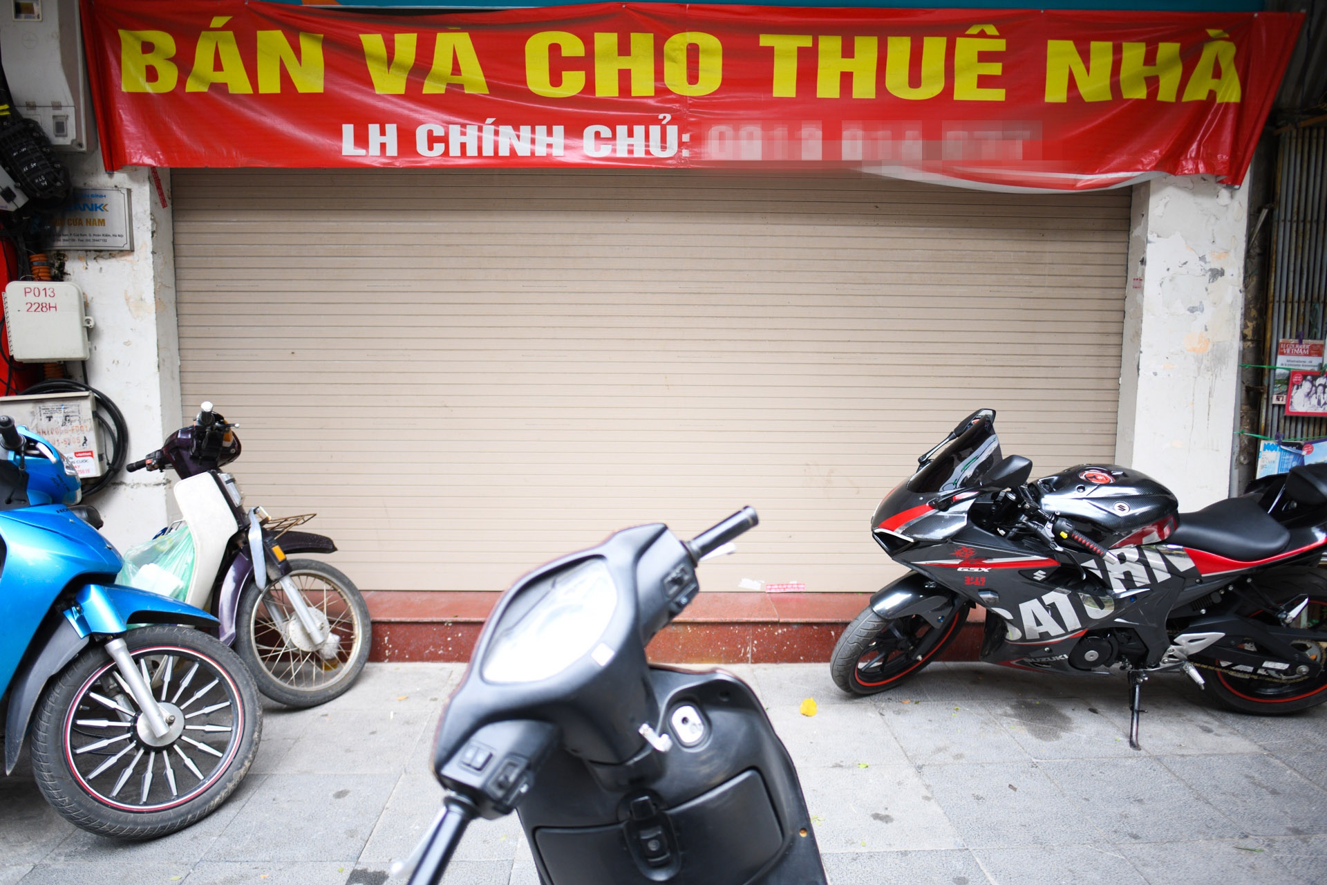 Hàng loạt nhà phố cổ Hà Nội treo biển cho thuê, bán nhà - Ảnh 5.
