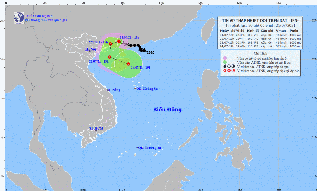 Áp thấp nhiệt đới trên Biển Đông gây mưa to ở Bắc Bộ và Trung Bộ - Ảnh 1.