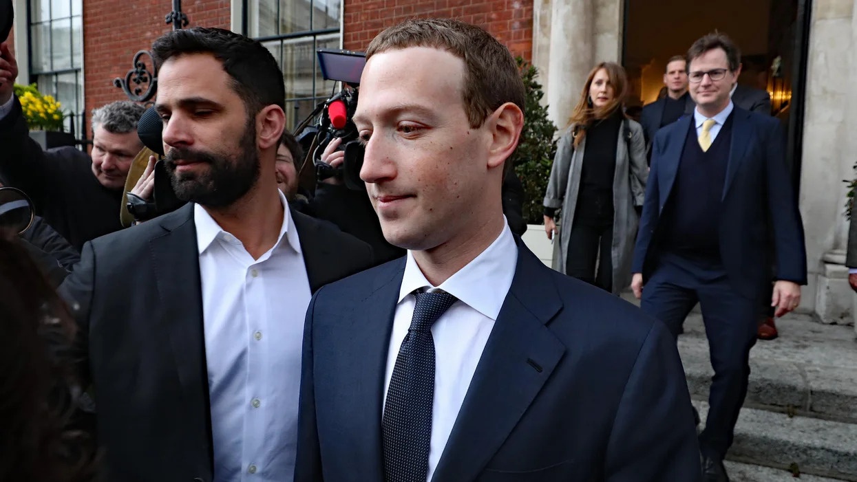Facebook đã chi số tiền khổng lồ để bảo vệ Mark Zuckerberg - Ảnh 1.