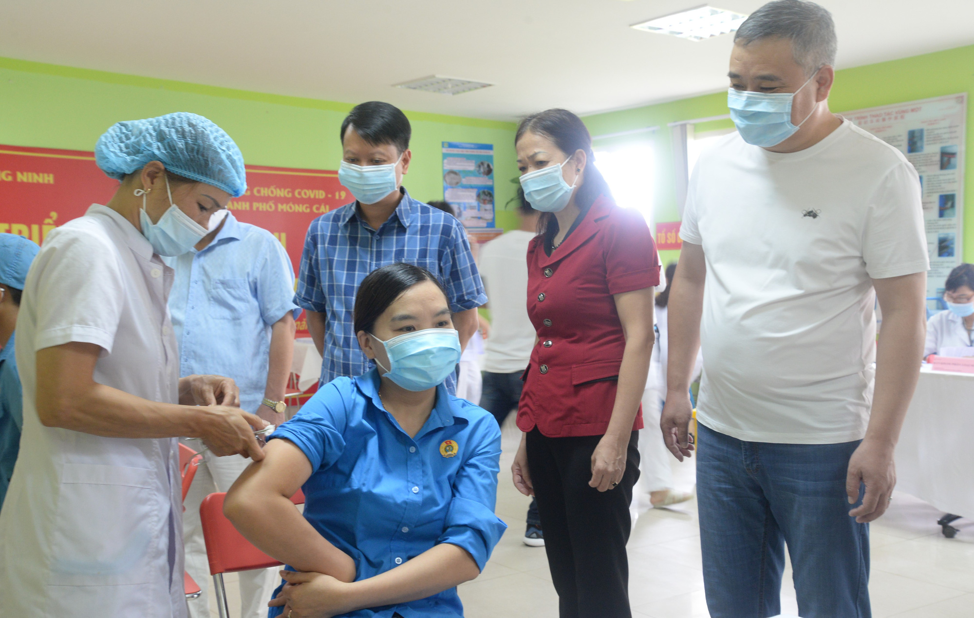 Quảng Ninh sẽ triển khai tiêm vaccine đợt 6 và 7 trong những ngày tới.jpg
