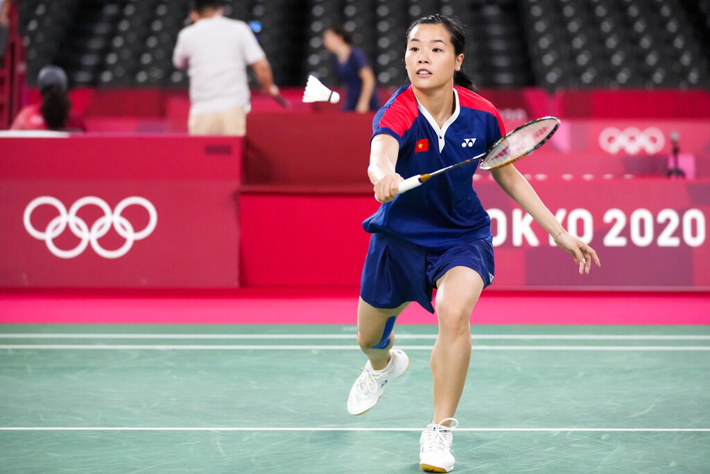 Thùy Linh thắng thuyết phục Sabrina Jaquet ở trận chia tay Olympic Tokyo - Ảnh 1.