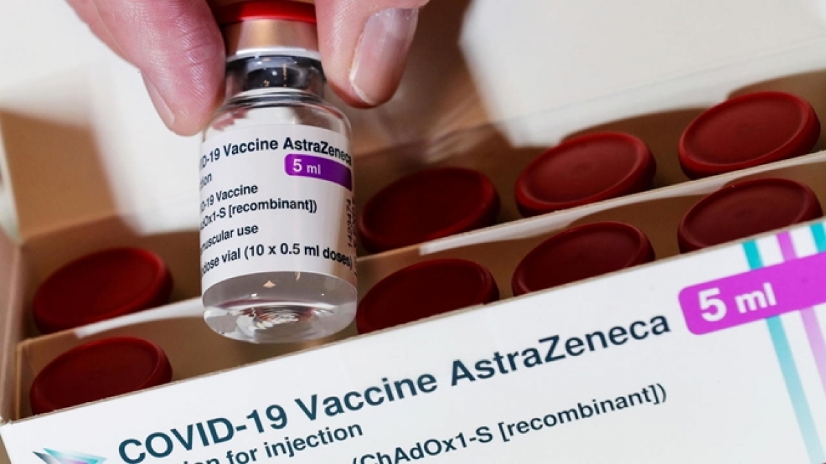 Thêm gần 660.000 liều vaccine COVID-19 của AstraZeneca về đến TP.HCM - Ảnh 1.