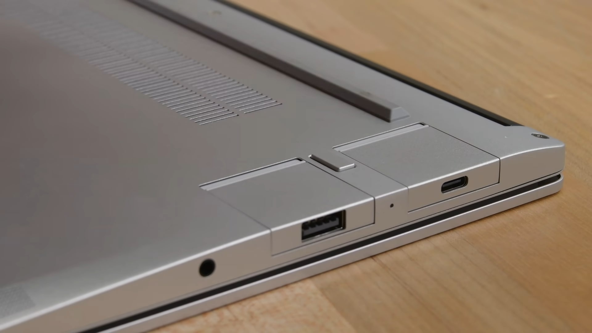 Chiếc laptop có thể thay thế linh kiện như máy bàn - Ảnh 5.