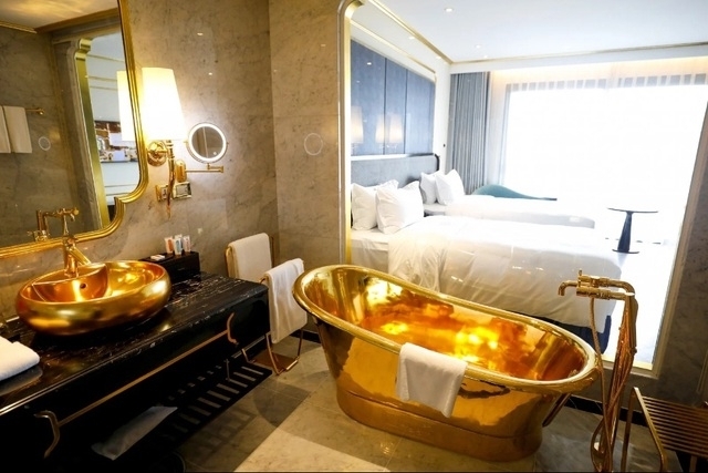 Không phải Dubai, Việt Nam mới là nơi có 1 khách sạn mạ vàng nhiều nhất thế giới - Ảnh 7.