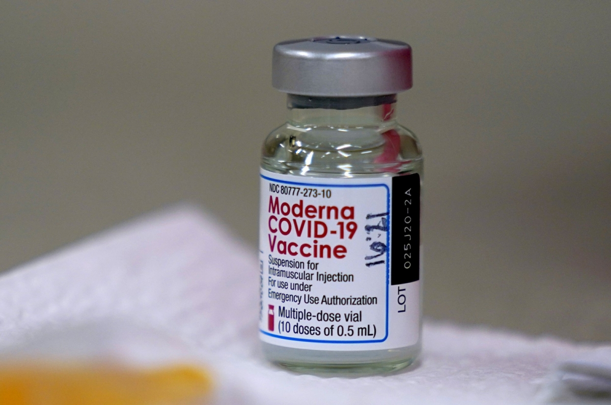 Bộ Y tế đề nghị TP.HCM trả lời về việc mua 5 triệu liều vaccine Moderna - Ảnh 1.