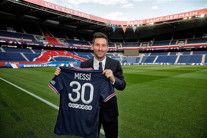 Hình ảnh đầu tiên Messi khoác áo PSG - Ảnh 3.