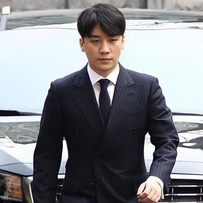 Seungri lĩnh 3 năm tù vì môi giới mại dâm - Ảnh 1.