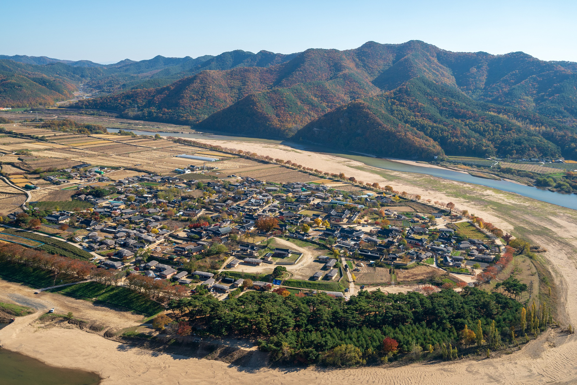 Ngôi làng của tầng lớp quý tộc ở Hàn Quốc - Ảnh 2.