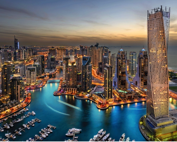 Trào lưu sang Dubai 'trốn dịch' của giới siêu giàu - Ảnh 1.