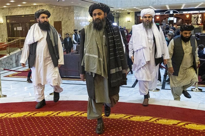 Những cuộc ngã giá trước khi Taliban tiến vào Kabul - Ảnh 3.