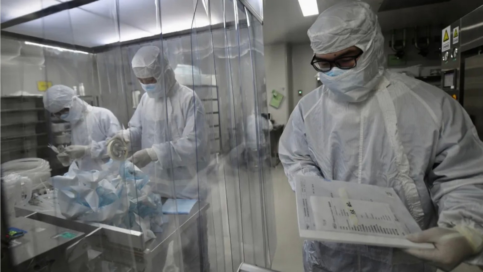 Bên trong siêu trang trại 'nuôi' virus để sản xuất vaccine COVID-19 ở Trung Quốc - Ảnh 1.