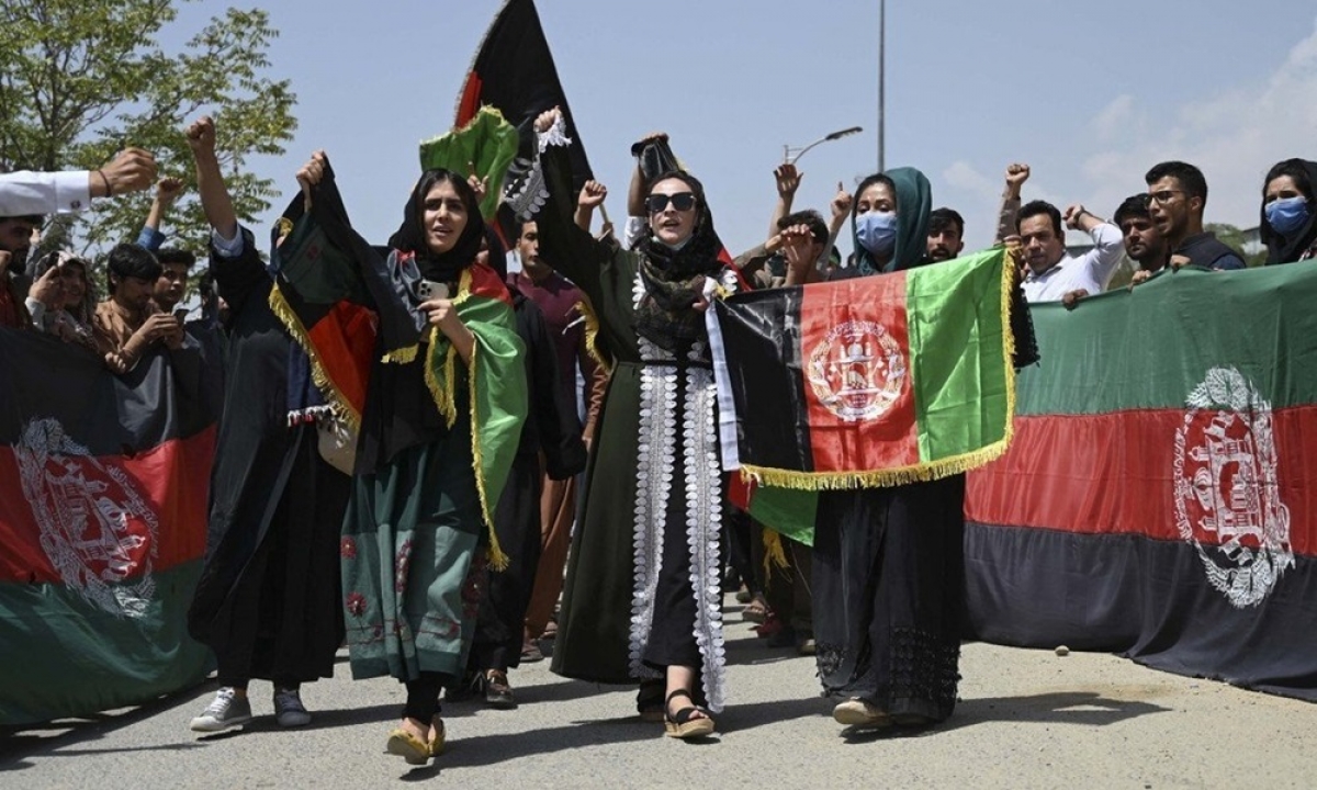 Làn sóng biểu tình phản đối Taliban lan rộng ở Afghanistan - Ảnh 6.