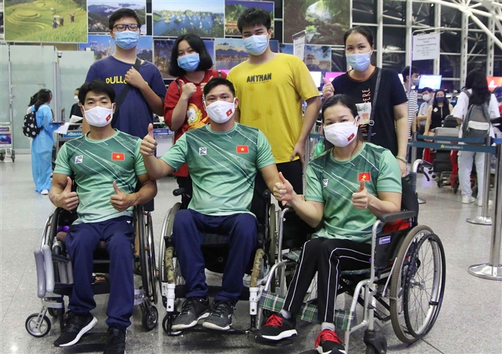Đoàn thể thao Việt Nam lên đường dự Paralympic Tokyo 2020 - Ảnh 1.