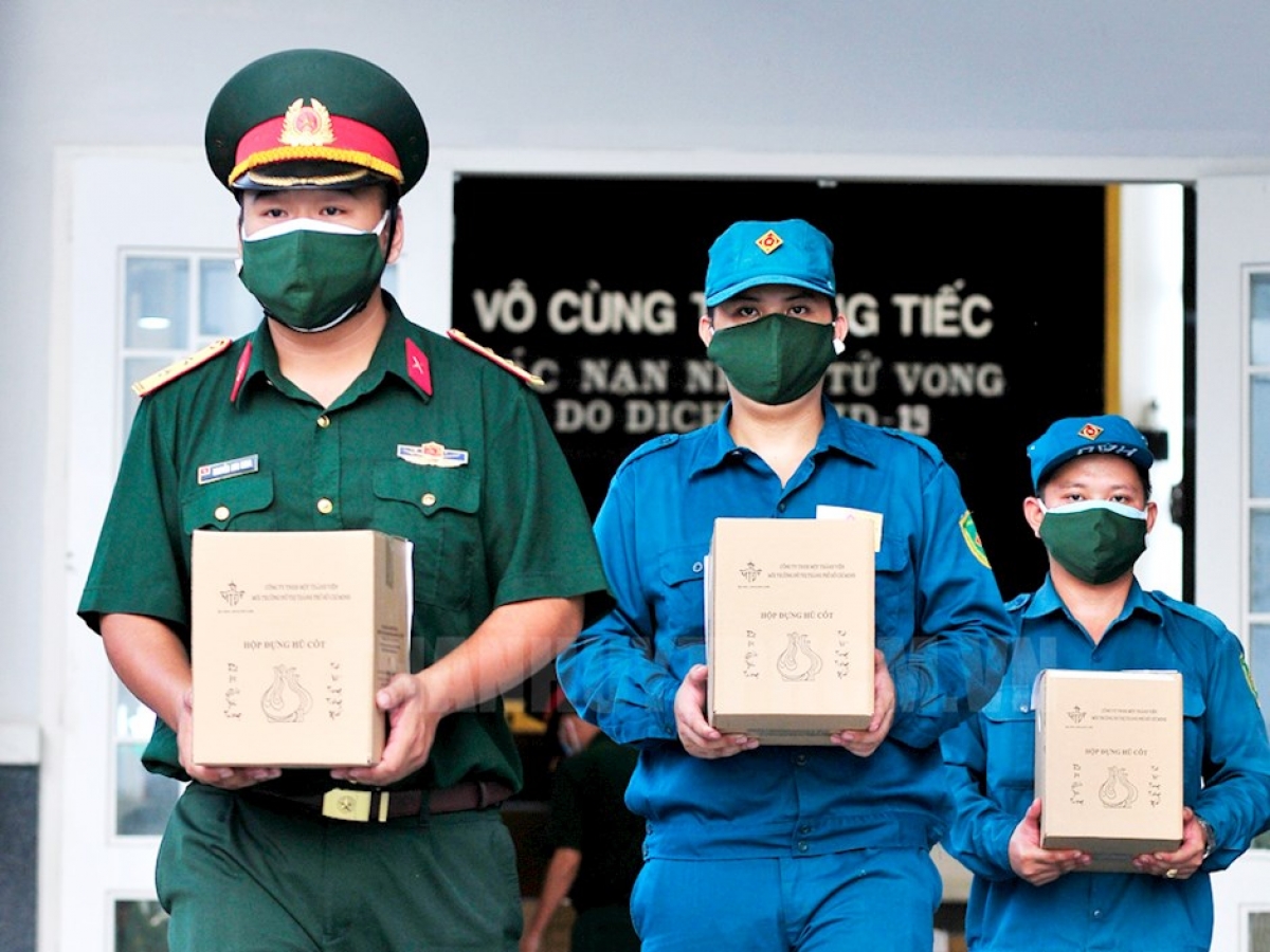 Lá bài 'dân chủ' 'nhân quyền' không thể hạ thấp quyết tâm chống dịch của Việt Nam - Ảnh 4.