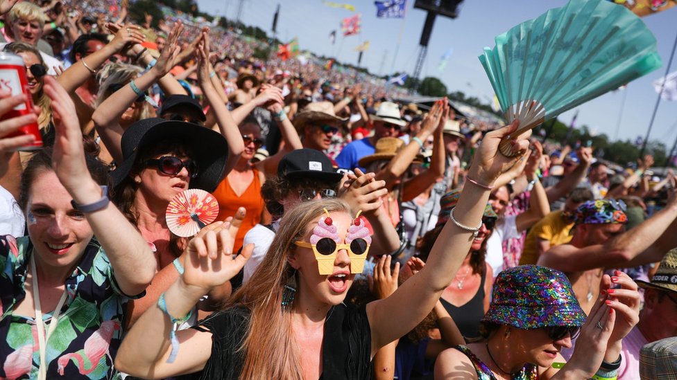 Lễ hội âm nhạc siêu lây nhiễm, tạo ra gần 4.700 F0 ở Anh - Ảnh 1.