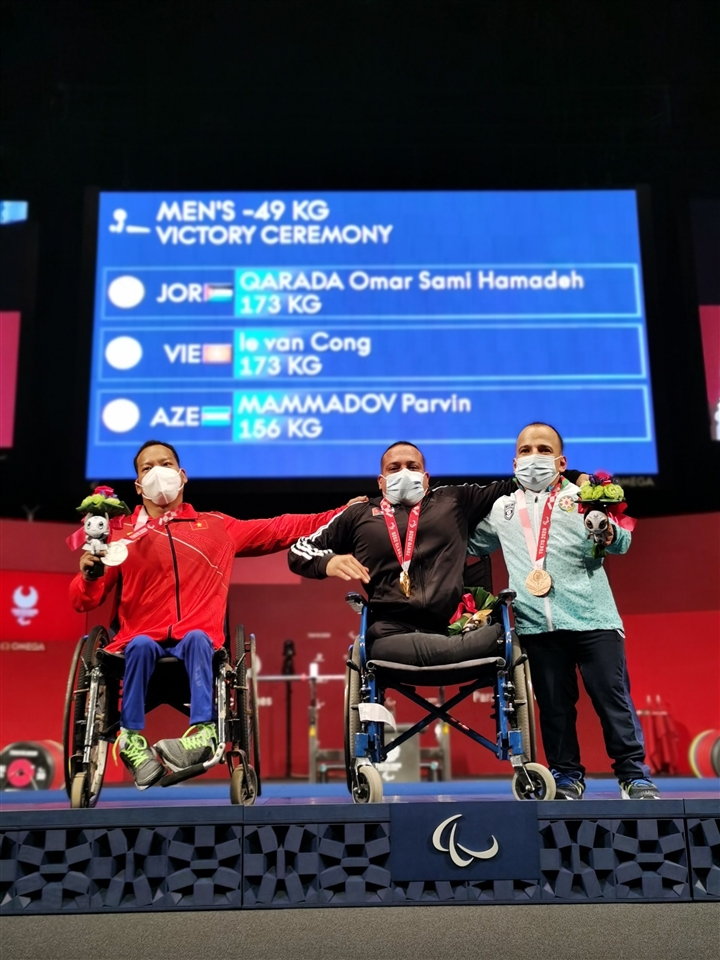 Lê Văn Công xuất sắc giành HCB Paralympic Tokyo 2020 - Ảnh 3.
