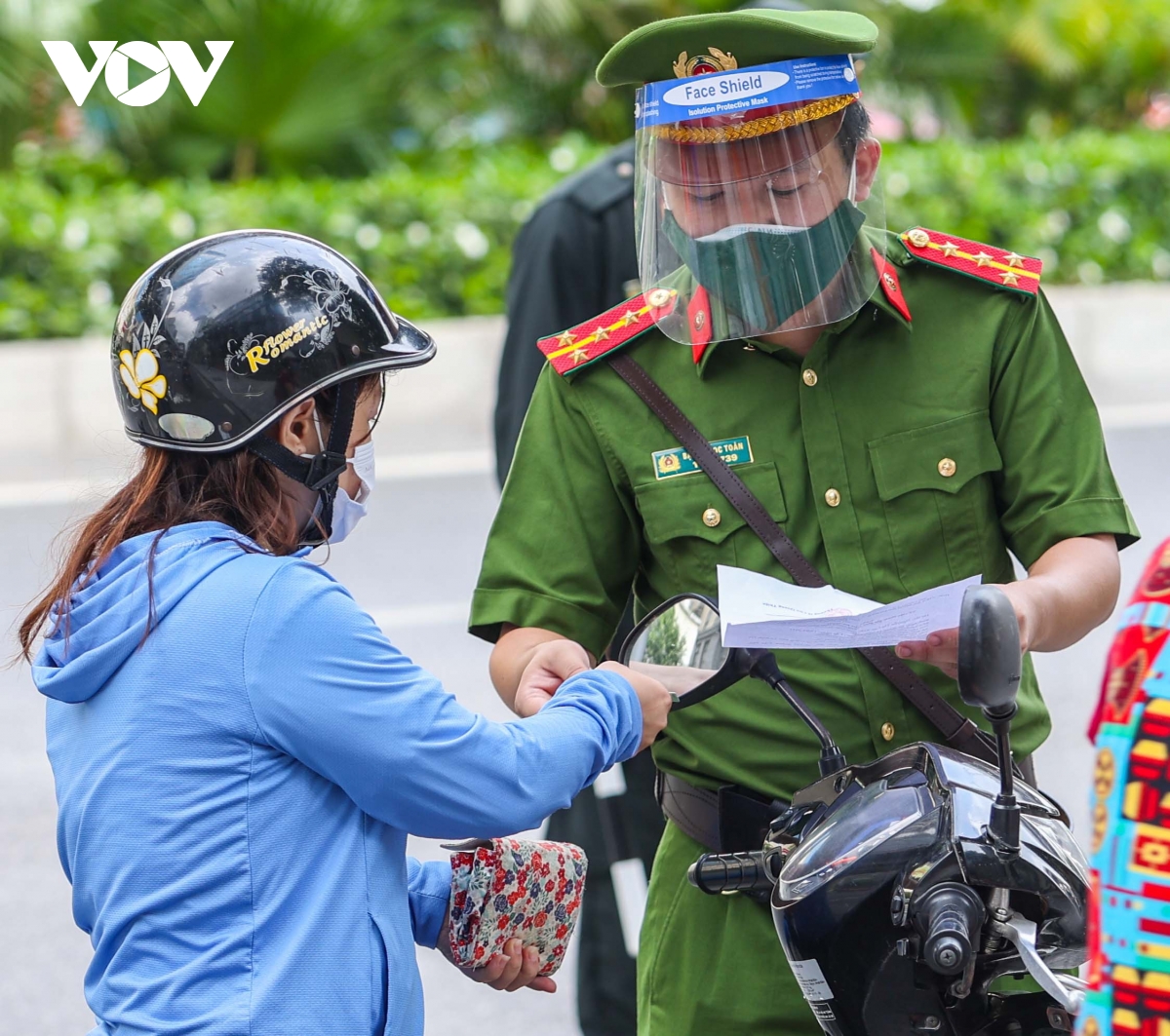 6 tổ 'cơ động mạnh' ở Hà Nội xử lý hàng loạt trường hợp vi phạm - Ảnh 15.