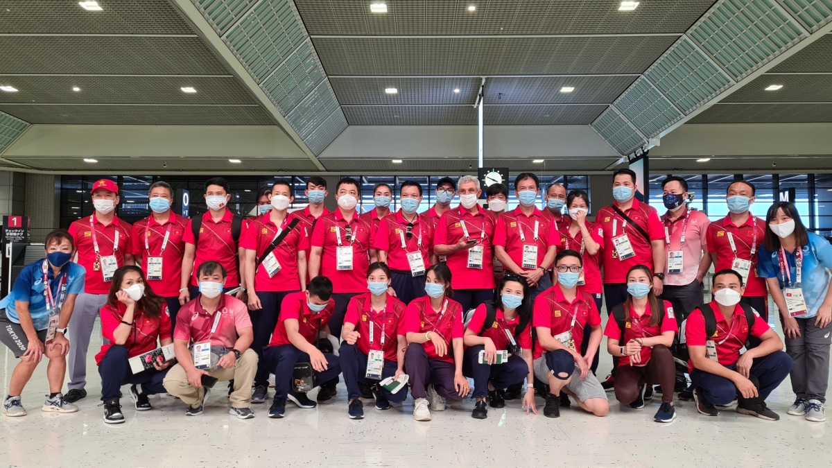 Đoàn Thể thao Việt Nam về nước sau hành trình tại Olympic Tokyo 2020 - Ảnh 1.