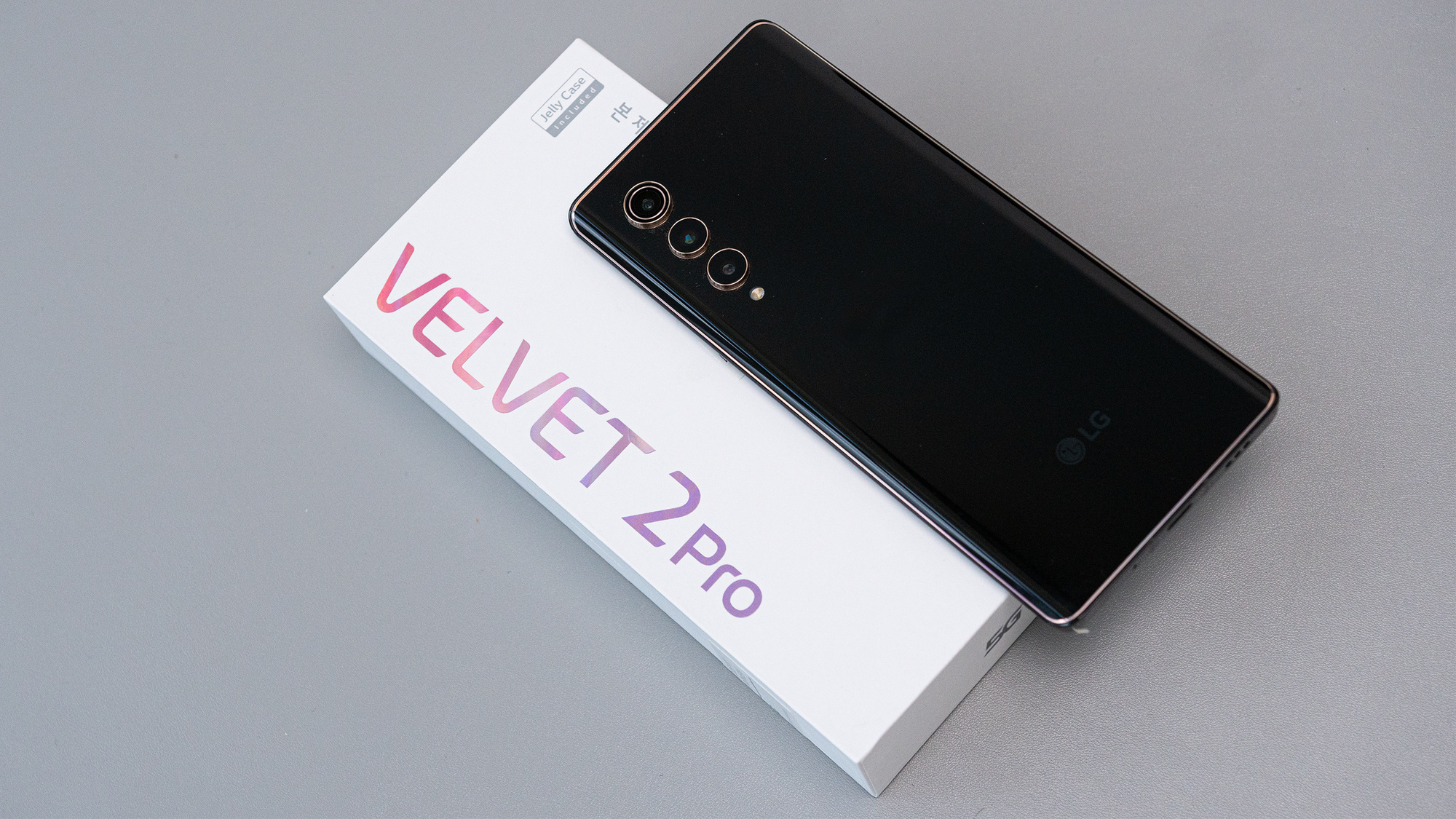 Cận cảnh LG Velvet 2 Pro - mẫu smartphone cuối cùng của LG - Ảnh 1.